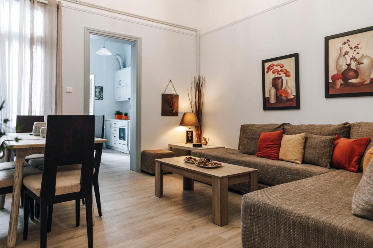 Monastiraki-Psiri, Old Town, 3-Bdr Apt, Sleep 6-10P, Spacious Court Yard 아테네 외부 사진