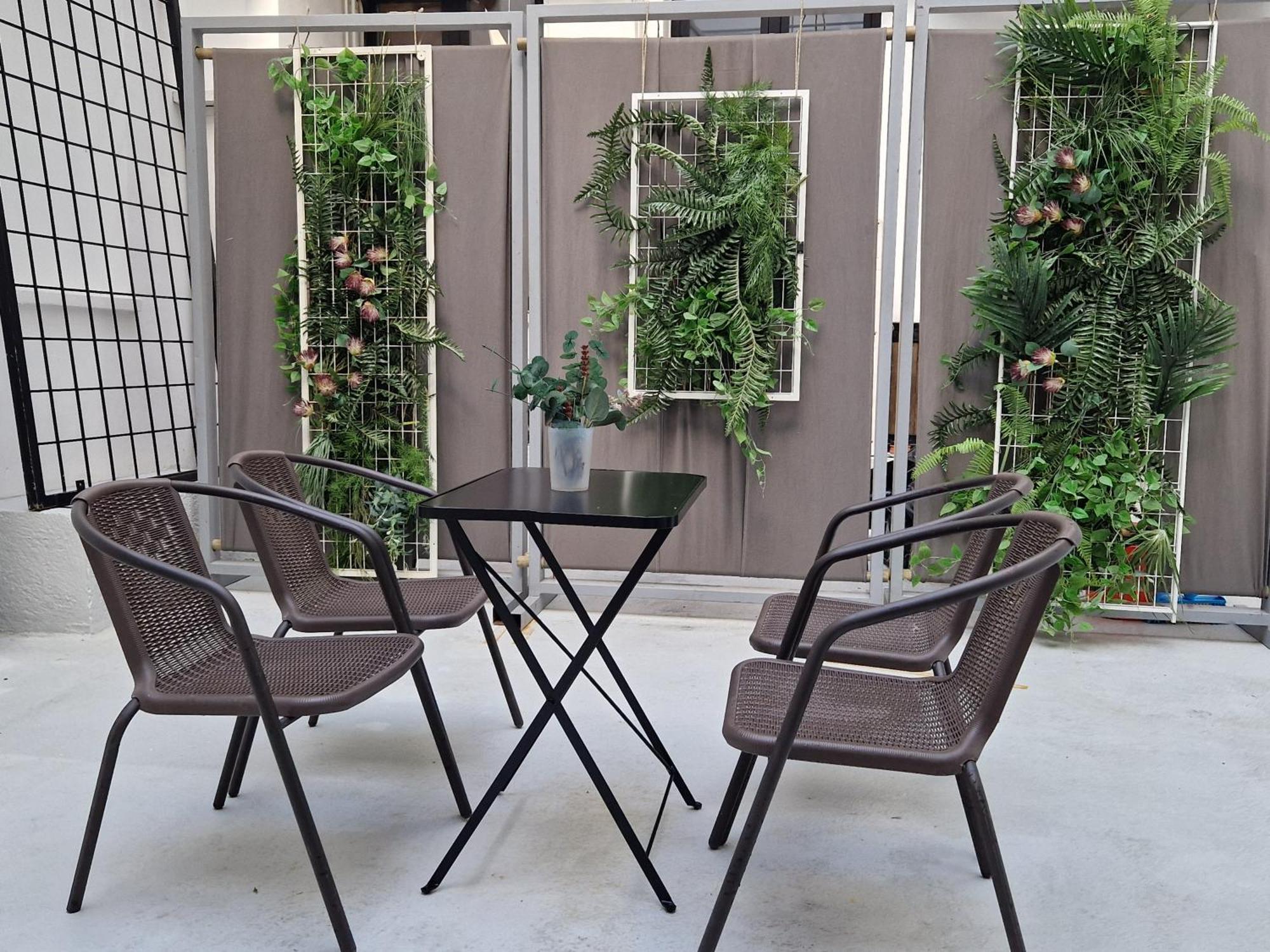 Monastiraki-Psiri, Old Town, 3-Bdr Apt, Sleep 6-10P, Spacious Court Yard 아테네 외부 사진